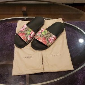 Gucci sandals